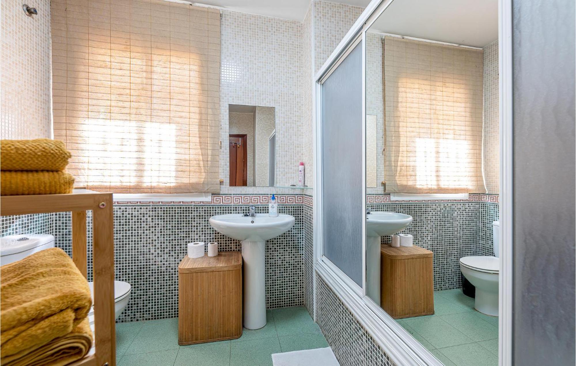 Gorgeous Apartment In Torrox With Wifi Eksteriør bilde